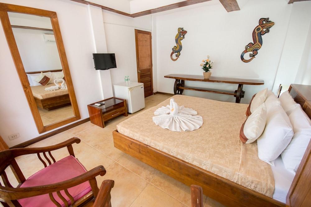 Nigi Nigi Too Resort Balabag (Boracay)